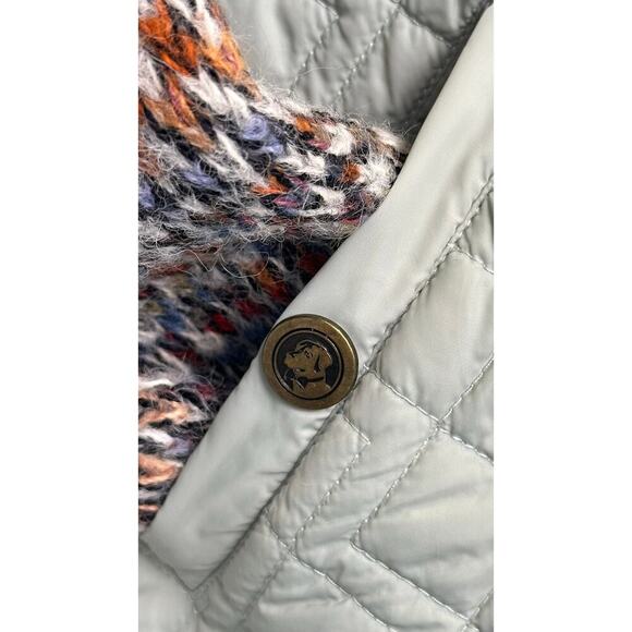 Light Blue Quilted Scallop Vest for Women - Puffer Style with Pockets size M - Picture 9 of 9